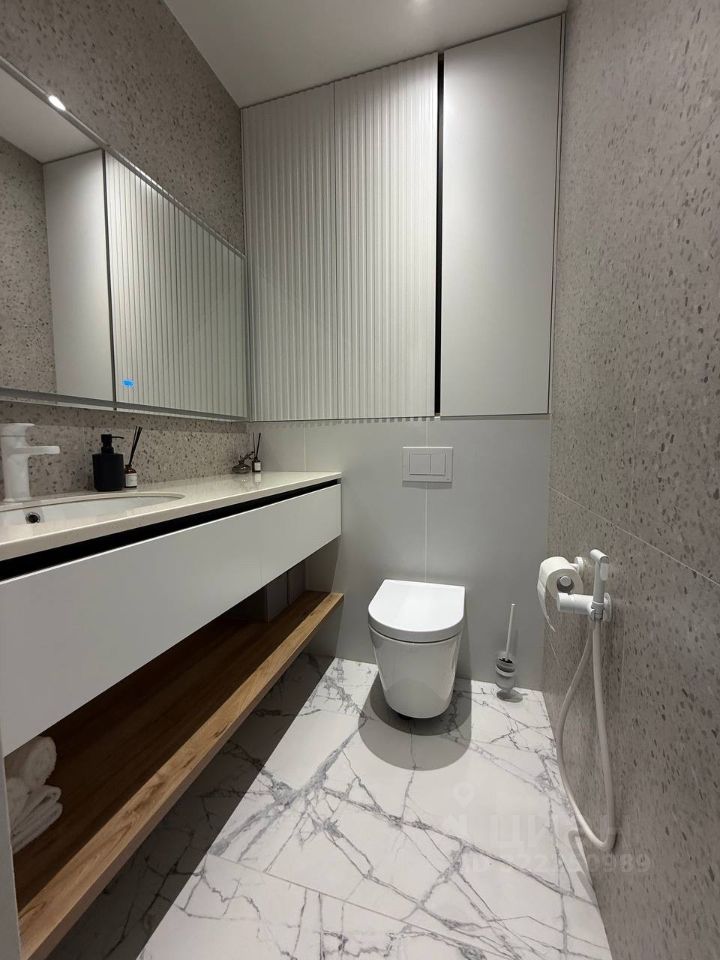 Аренда 4-комн квартиры на вторичном рынке Шмитовский проезд, 39к8