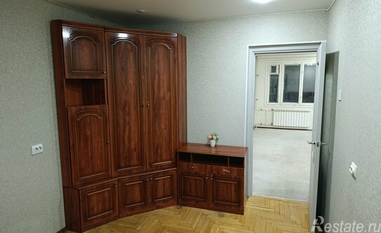 Продажа 3-комн квартиры на вторичном рынке аллея Котельникова,  д. 3