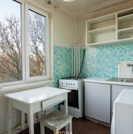 Продажа 2-комн квартиры на вторичном рынке Рабфаковский 2-й пер,  д. 5,  к. 2