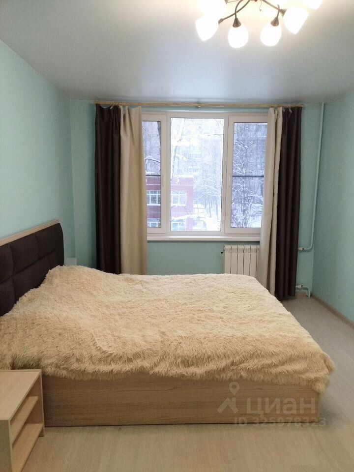Продажа 2-комн квартиры на вторичном рынке Светлановский проспект, 109К3