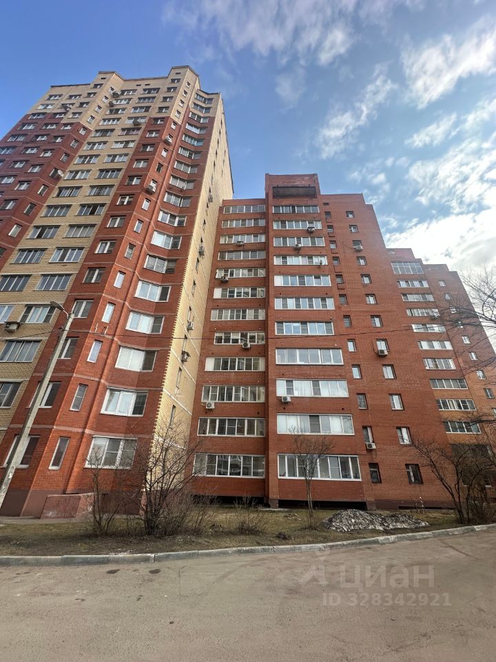Продажа 2-комн квартиры на вторичном рынке Щелково, Краснознаменская улица, 17к2