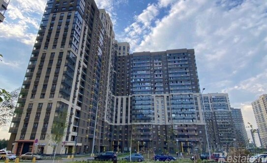 Продажа 3-комн квартиры на вторичном рынке Красногорск, Просторная улица,  д. 12