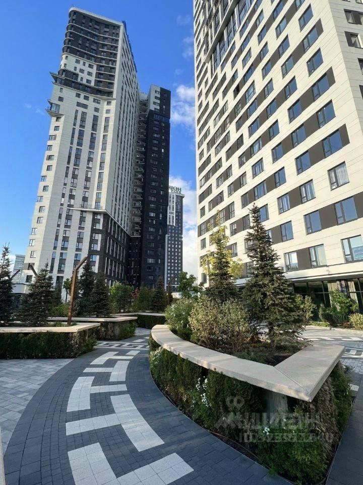 Продажа 2-комн квартиры на вторичном рынке бульвар Генерала Карбышева, 11