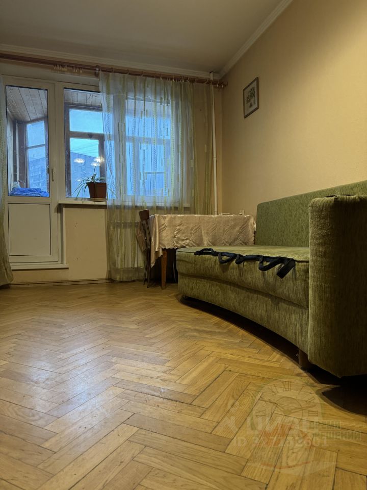 Продажа 2-комн квартиры на вторичном рынке Королев, улица Суворова, 19