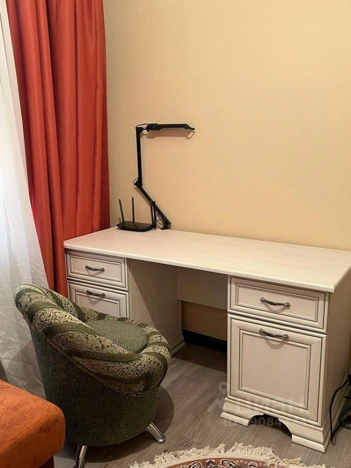 Аренда 3-комн квартиры на вторичном рынке Железнодорожный мкр, Балашиха, проспект Героев,  д. 20