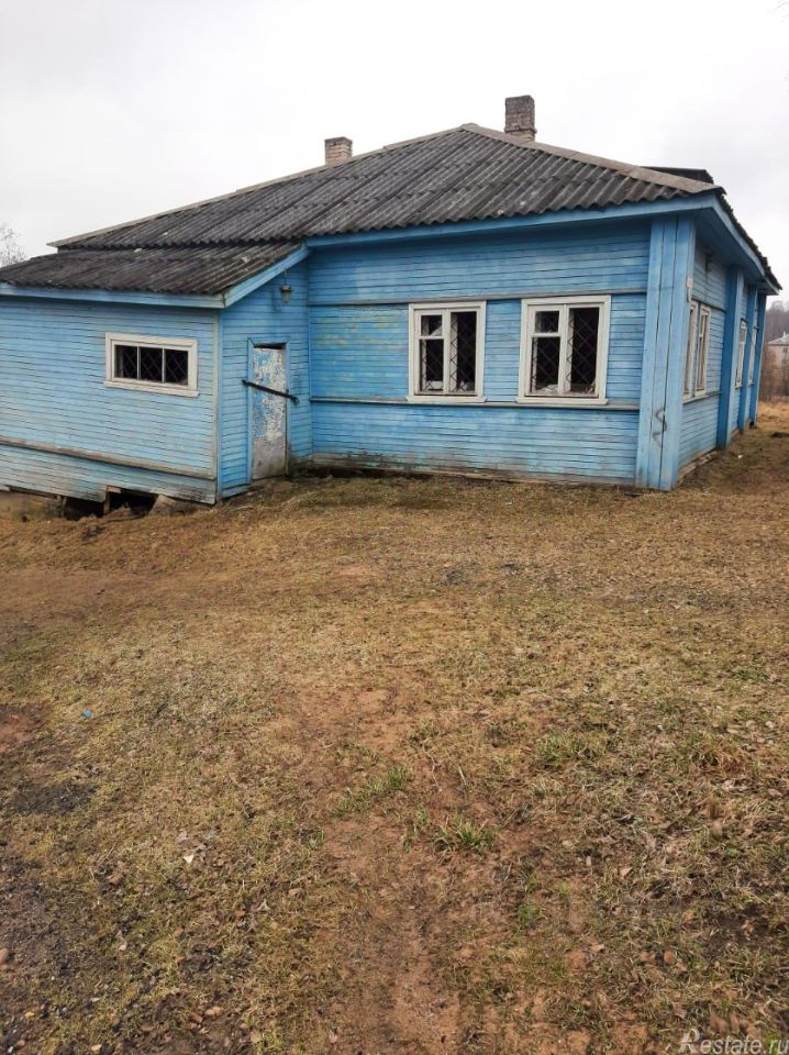 Продажа отдельного здания Шугозеро, Советская улица,  д. 20