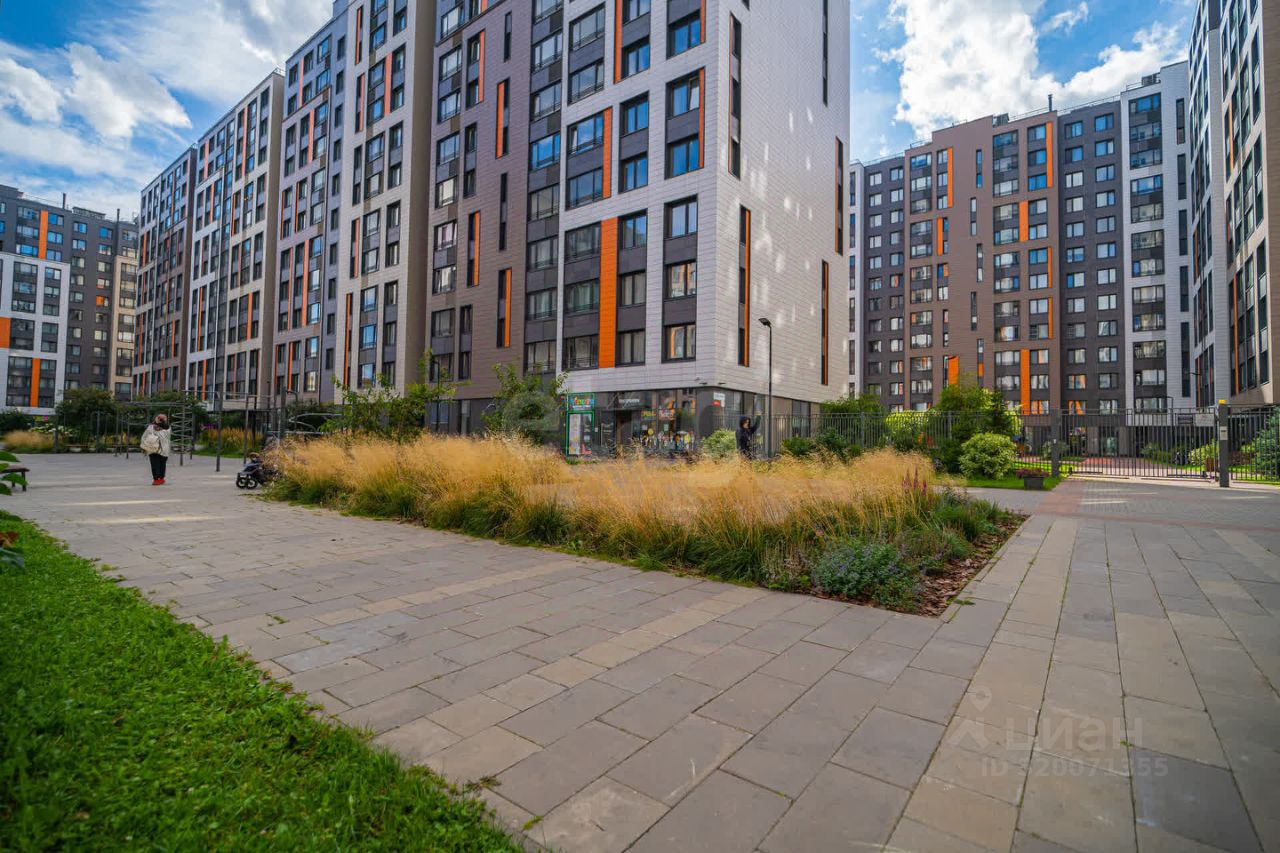 Продажа 3-комн квартиры на вторичном рынке улица Грибалевой, 7к1