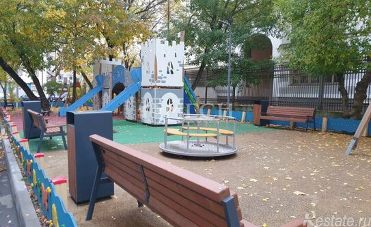 Продажа 2-комн квартиры на вторичном рынке улица Образцова,  д. 8А