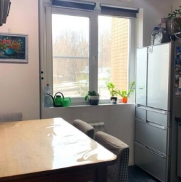 Продажа 4-комн квартиры на вторичном рынке улица Улофа Пальме,  д. 3