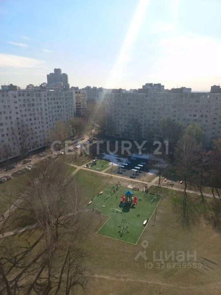 Продажа 3-комн квартиры на вторичном рынке Харьковская улица, 1К3