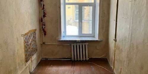 4-комн квартира улица Шамшева, 11