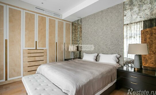 Продажа 2-комн квартиры на вторичном рынке Электрический пер,  д. 10