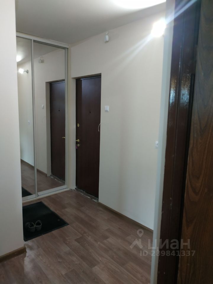 Продажа 1-комн квартиры на вторичном рынке улица Борисовские Пруды, 18К1