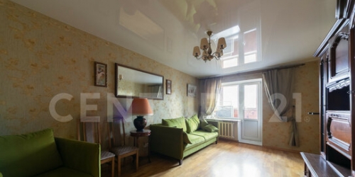 3-комн квартира Ветеранов пр-кт,  д. 114,  к. 1