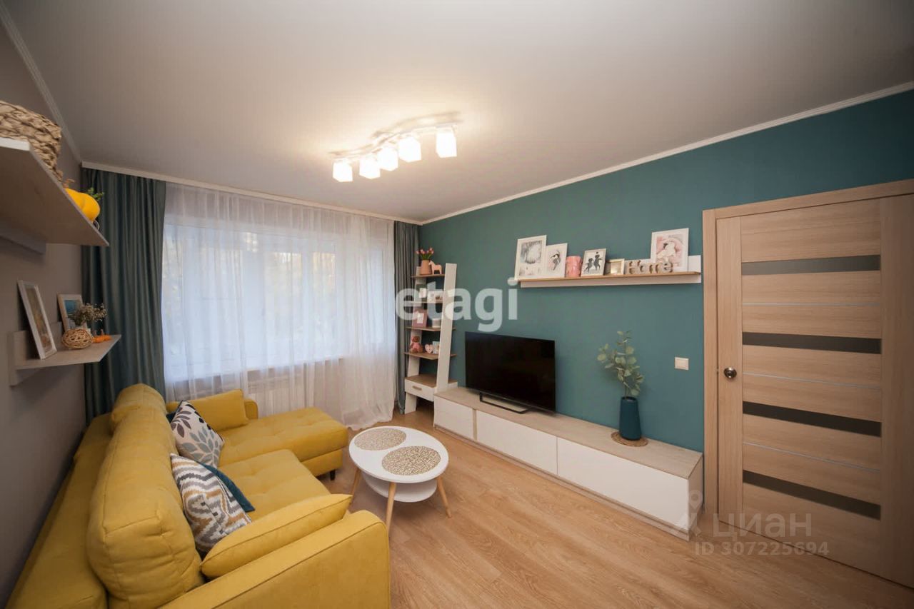 Продажа 1-комн квартиры на вторичном рынке проспект Энгельса, 115К1