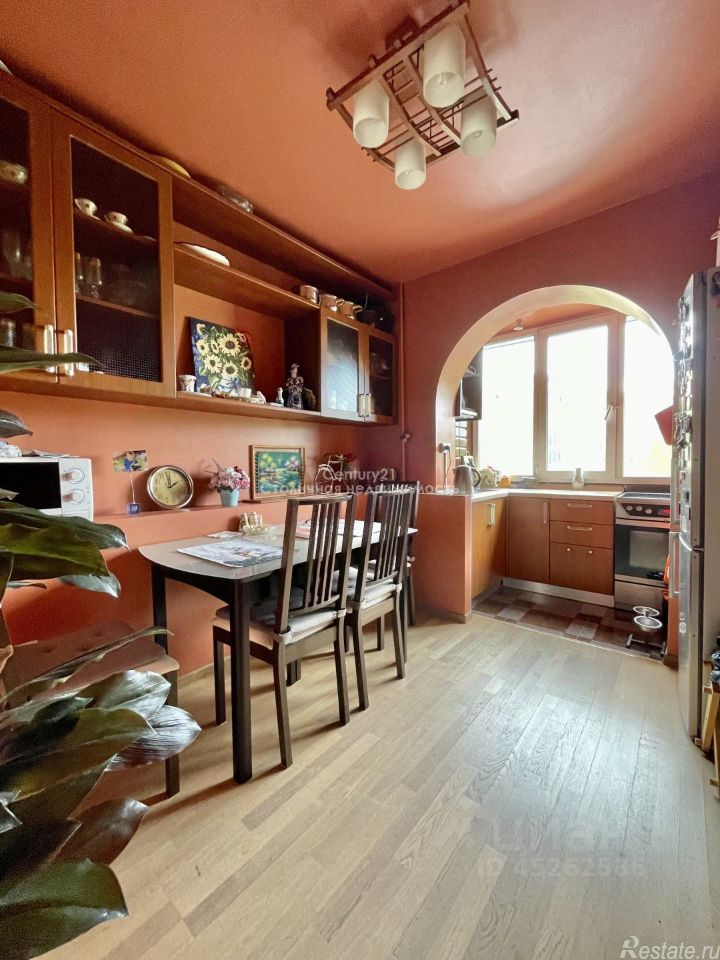 Продажа 3-комн квартиры на вторичном рынке улица Кошкина,  д. 13 к1