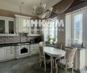 Продать Квартиры вторичка Кутузовский пр-кт  30/32 