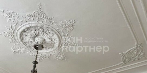 4-комн квартира ул Кирочная,  д. 24