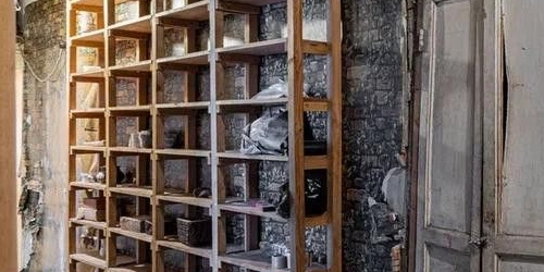 4-комн квартира улица Полозова, 11