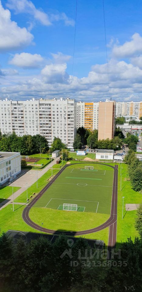 Продажа 3-комн квартиры на вторичном рынке улица Шолохова, 14