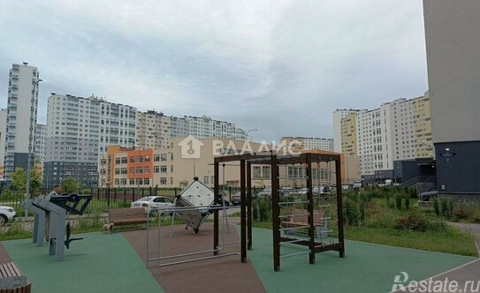 Продажа 1-комн квартиры на вторичном рынке Пейзажная улица,  д. 24 к1