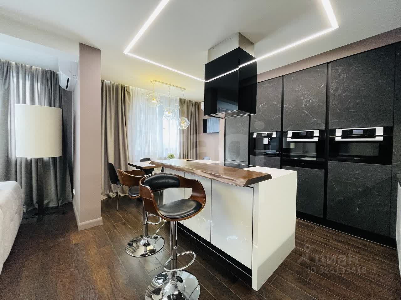 Продажа 2-комн квартиры на вторичном рынке Красногорск, бульвар Павшинский, 15