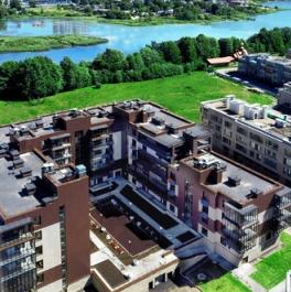 Продажа 4-комн квартиры на вторичном рынке Береговая улица,  д. 18 к3