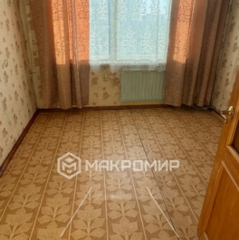 Продажа 3-комн квартиры на вторичном рынке Колпино г, Трудящихся б-р,  д. 2