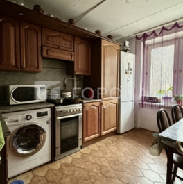 Продажа 3-комн квартиры на вторичном рынке ул Болотниковская,  д. 40,  к. 2