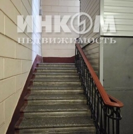 Продажа 4-комн квартиры на вторичном рынке ул Казакова,  д. 3