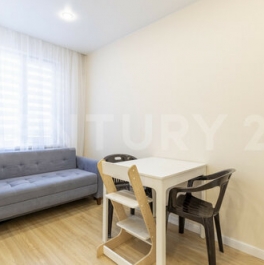 Продажа 1-комн квартиры на вторичном рынке улица Маршала Захарова,  д. 39