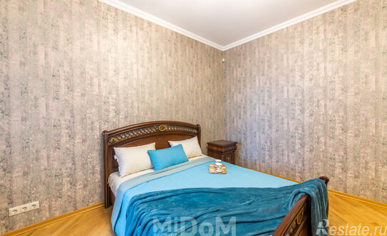 Аренда 3-комн квартиры на вторичном рынке улица Подковырова,  д. 16/65