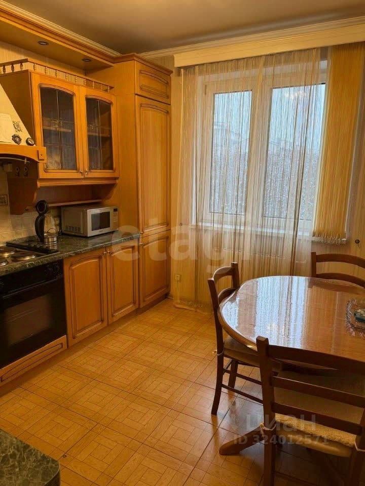 Продажа 2-комн квартиры на вторичном рынке улица Сокольнический Вал, 40