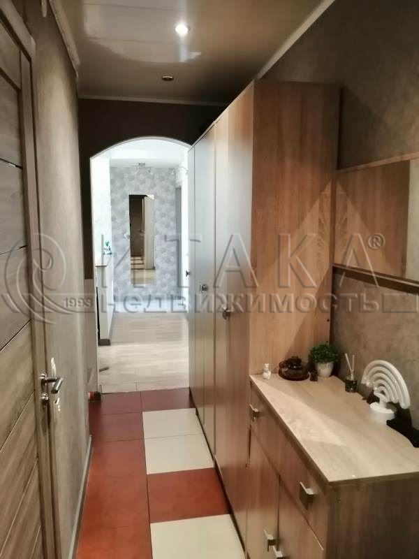 Продажа 3-комн квартиры на вторичном рынке Выборг, Гагарина,  д. 14