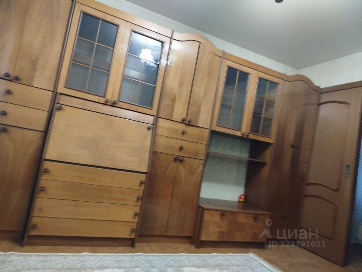 Аренда 2-комн квартиры на вторичном рынке Лазоревый проезд, 18