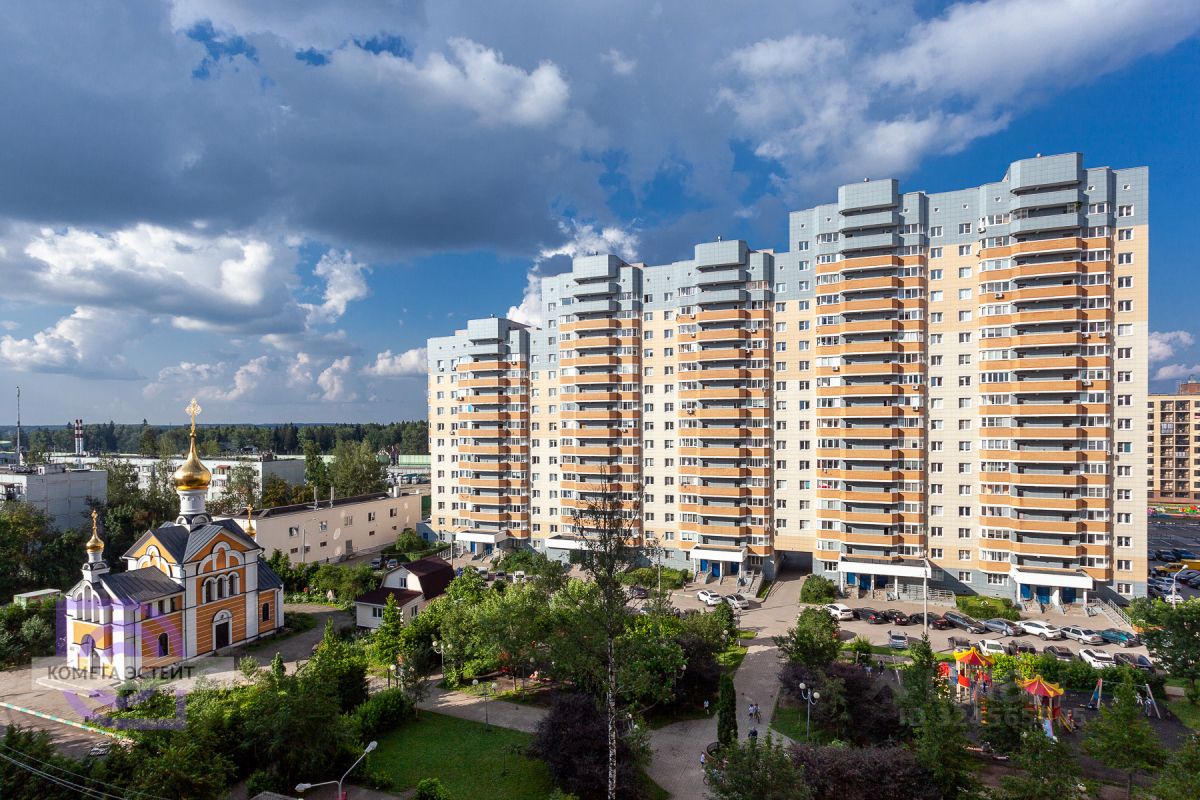 Продажа 2-комн квартиры на вторичном рынке Строителей мкр, Некрасовский пгт, 42