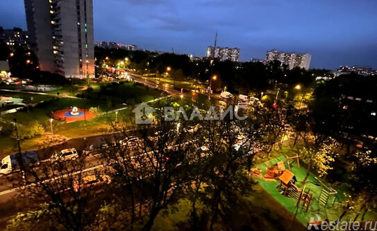 Продажа 3-комн квартиры на вторичном рынке улица Кухмистерова,  д. 20