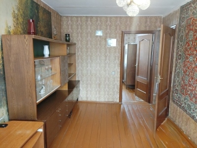 Продажа 4-комн квартиры на вторичном рынке Красносельское ш,  д. 42