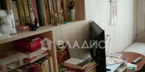 2-комн квартира ул Всеволода Вишневского,  д. 14