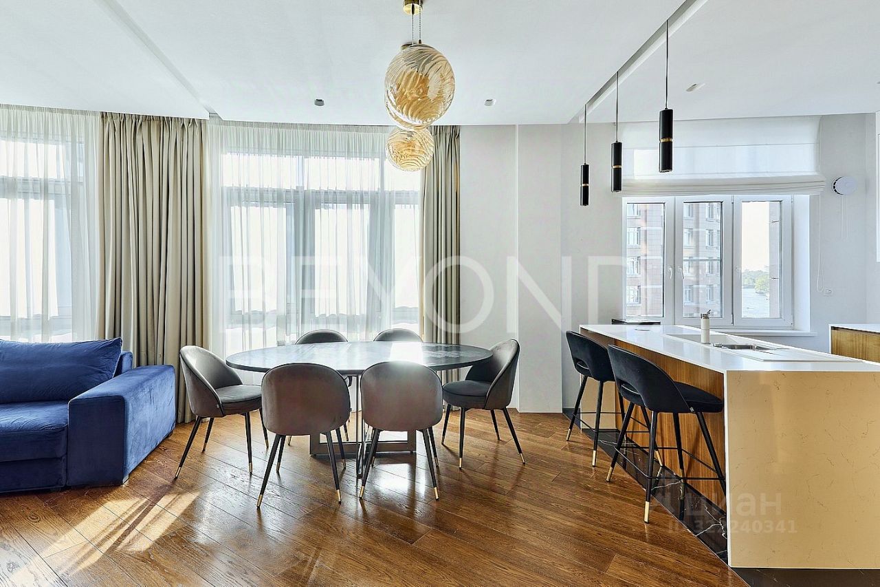 Продажа 4-комн квартиры на вторичном рынке Пионерская улица, 50