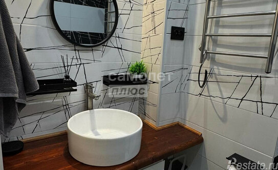 Продажа 1-комн квартиры на вторичном рынке Производственная улица,  д. 8 к2