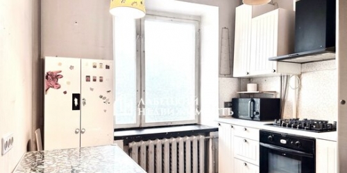 2-комн квартира улица Дубки,  д. 4А