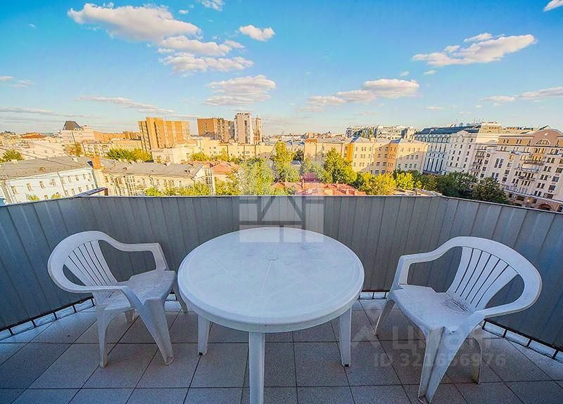 Продажа 3-комн квартиры на вторичном рынке Садовая-Триумфальная улица, 4/10