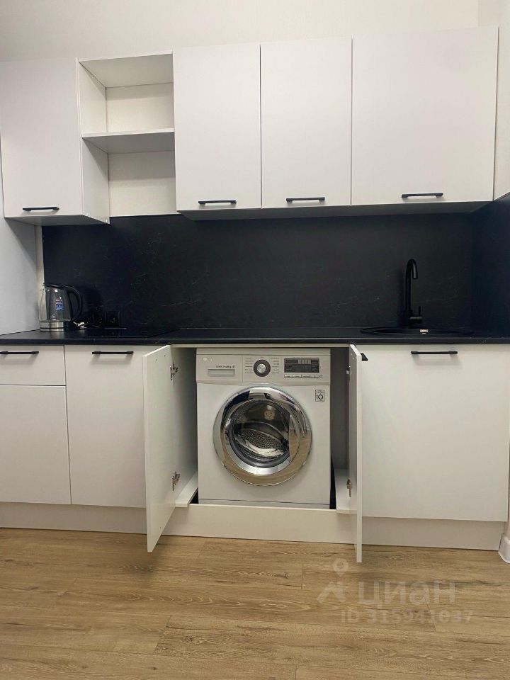 Аренда 1-комн квартиры на вторичном рынке улица 3-я Нововатутинская, 15к1