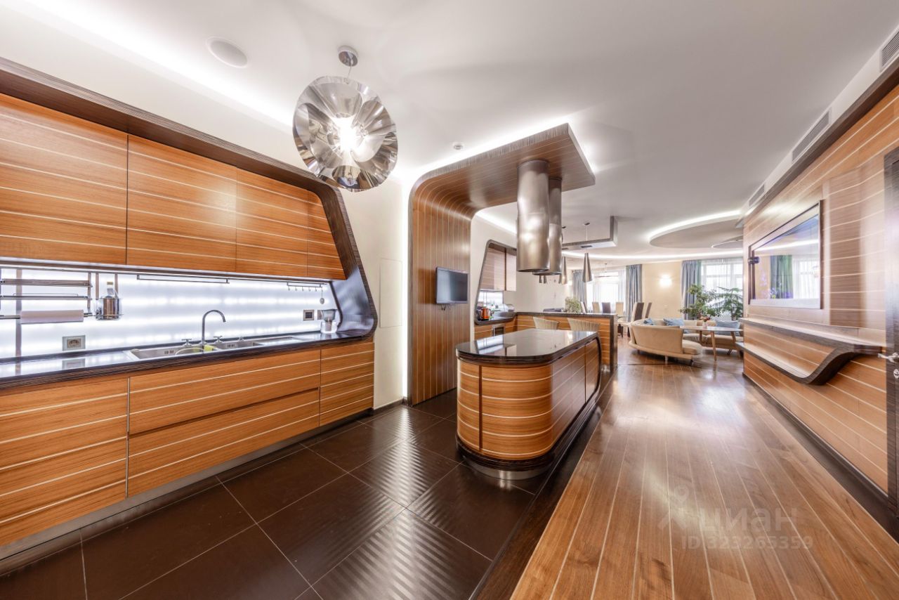 Продажа 4-комн квартиры на вторичном рынке улица Бахрушина, 13