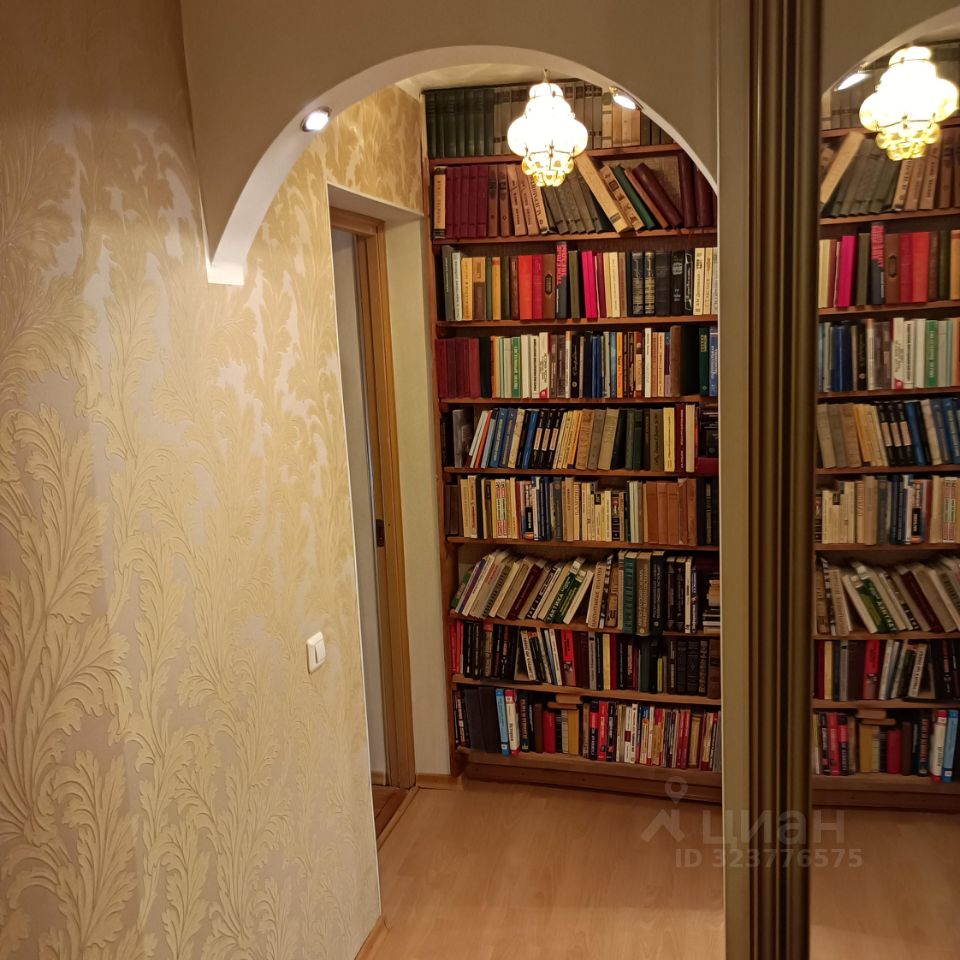 Продажа 3-комн квартиры на вторичном рынке Ланское ш,  д. 13