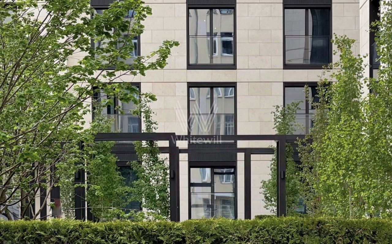 Продажа 4-комн квартиры на вторичном рынке Костянский переулок, 13