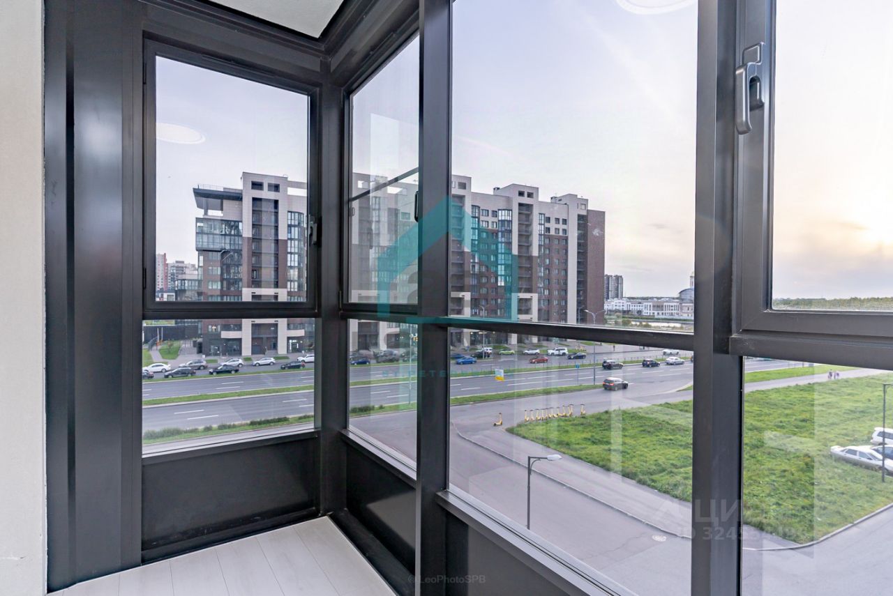 Продажа 3-комн квартиры на вторичном рынке проспект Героев, 33