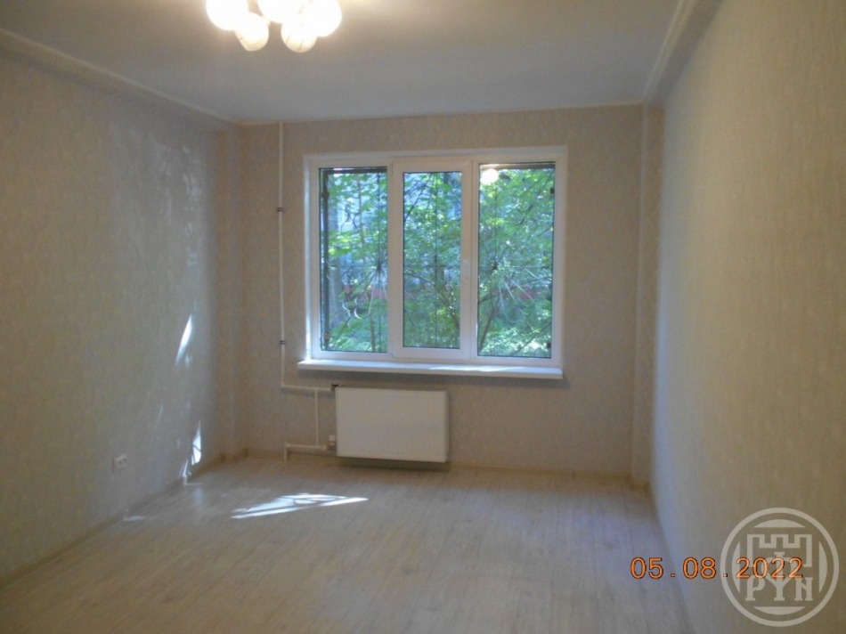 Продажа 1-комн квартиры на вторичном рынке Ново-Александровская ул. ,  д. 15