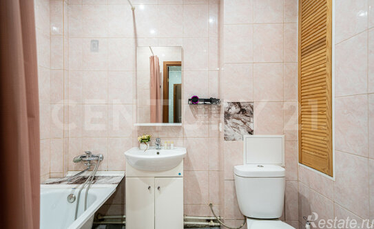 Продажа 1-комн квартиры на вторичном рынке Беринга ул,  д. 23,  к. 2